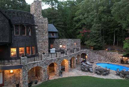 Bellissimo Castle on Lake Lanier / Private dock / Boat / Jet Skis / ATV - Gainesville, Georgia