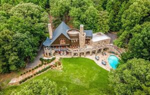 Bellissimo Castle on Lake Lanier / Private dock / Boat / Jet Skis / ATV - Gainesville, Georgia