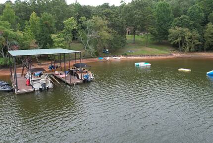 Bellissimo Castle on Lake Lanier / Private dock / Boat / Jet Skis / ATV - Gainesville, Georgia