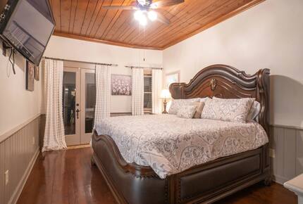 Bellissimo Castle on Lake Lanier / Private dock / Boat / Jet Skis / ATV - Gainesville, Georgia