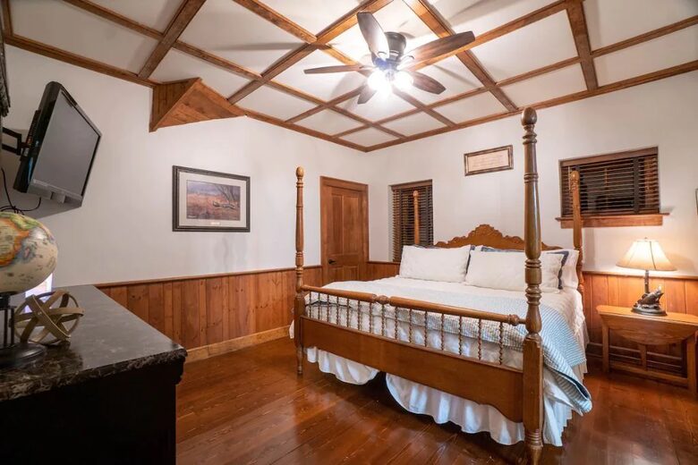 Bellissimo Castle on Lake Lanier / Private dock / Boat / Jet Skis / ATV - Gainesville, Georgia