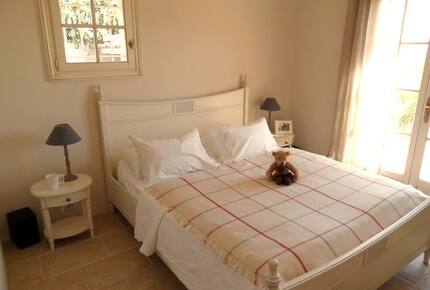 The Little White House - St Aygulf, France