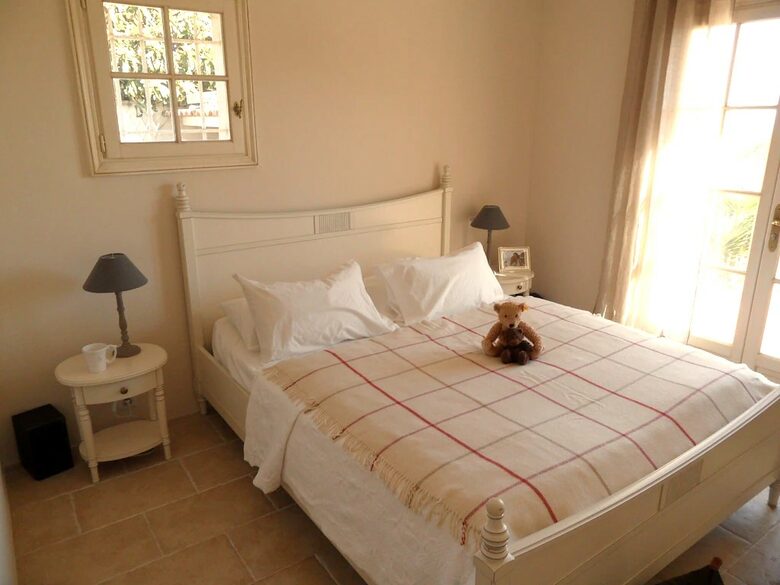 The Little White House - St Aygulf, France