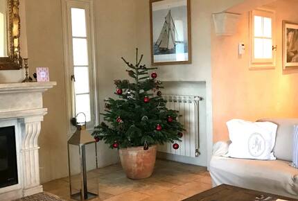 The Little White House - St Aygulf, France