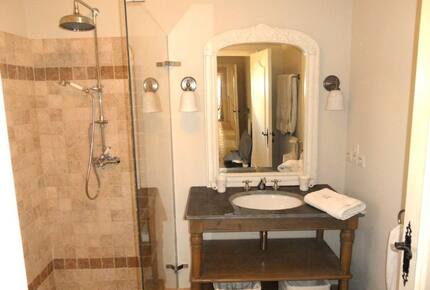 The Little White House - St Aygulf, France