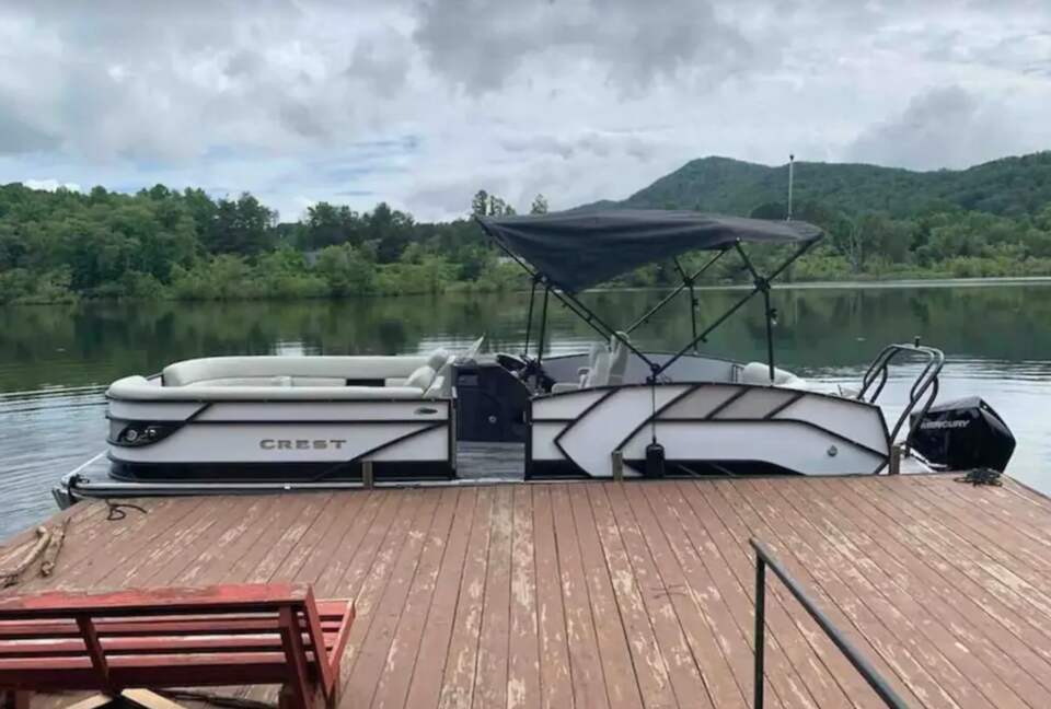 Bend of the River Retreat on Lake Chatuge / Private Dock / Boat - Hiawassee, Georgia