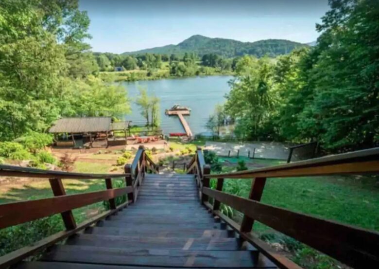 Bend of the River Retreat on Lake Chatuge / Private Dock / Boat - Hiawassee, Georgia