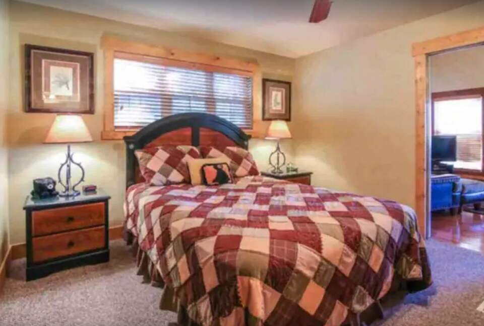 Bend of the River Retreat on Lake Chatuge / Private Dock / Boat - Hiawassee, Georgia