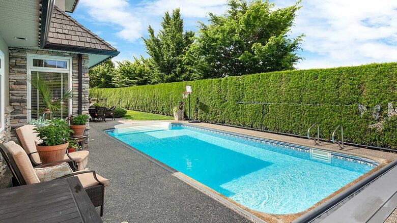 Garden Getaway With Private Pool and Hot Tub - West Kelowna, Canada