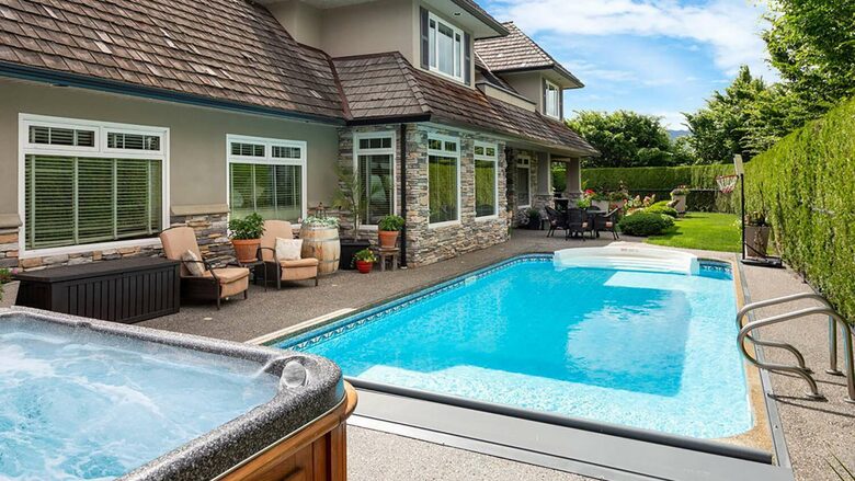 Garden Getaway With Private Pool and Hot Tub - West Kelowna, Canada