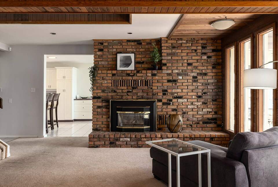 Okanagan Lakehouse With Private Dock - West Kelowna, Canada