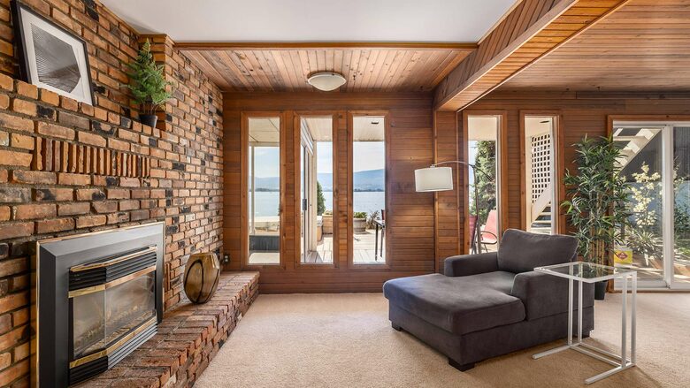 Okanagan Lakehouse With Private Dock - West Kelowna, Canada