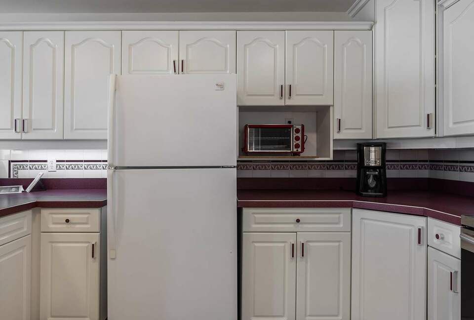 Okanagan Lakehouse With Private Dock - West Kelowna, Canada