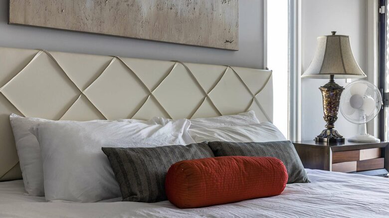 Okanagan Lakehouse With Private Dock - West Kelowna, Canada