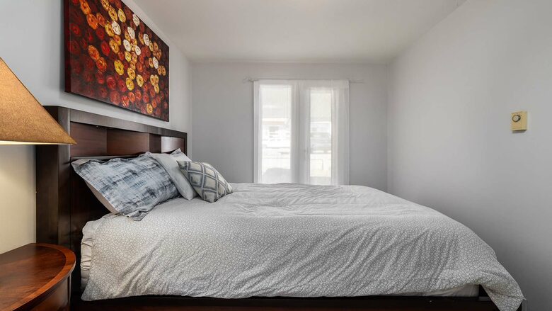 Okanagan Lakehouse With Private Dock - West Kelowna, Canada