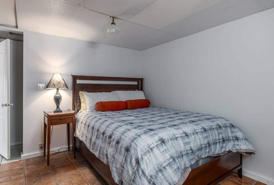 Okanagan Lakehouse With Private Dock - West Kelowna, Canada