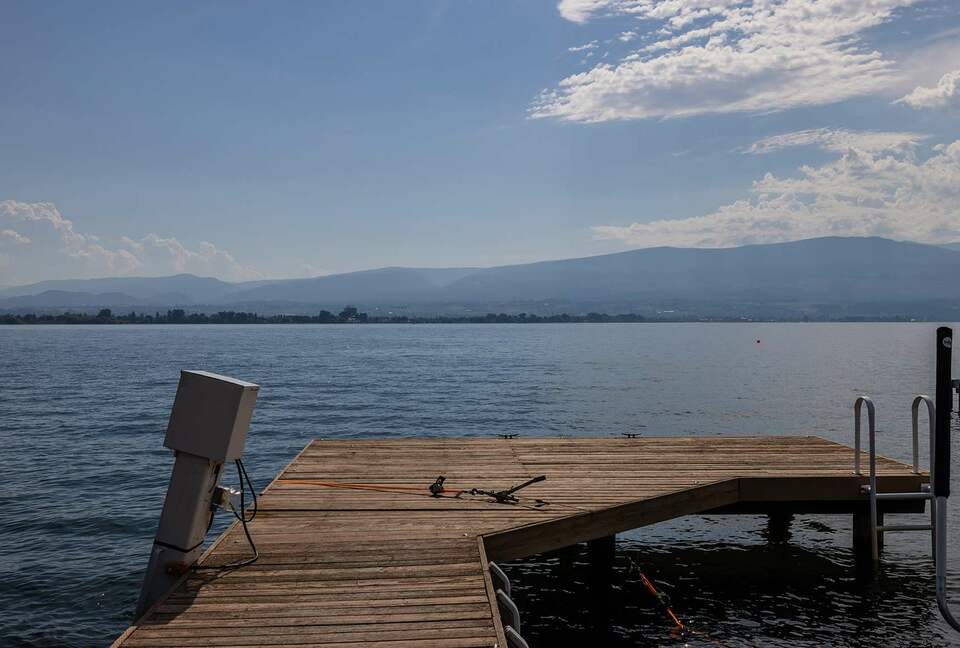 Okanagan Lakehouse With Private Dock - West Kelowna, Canada