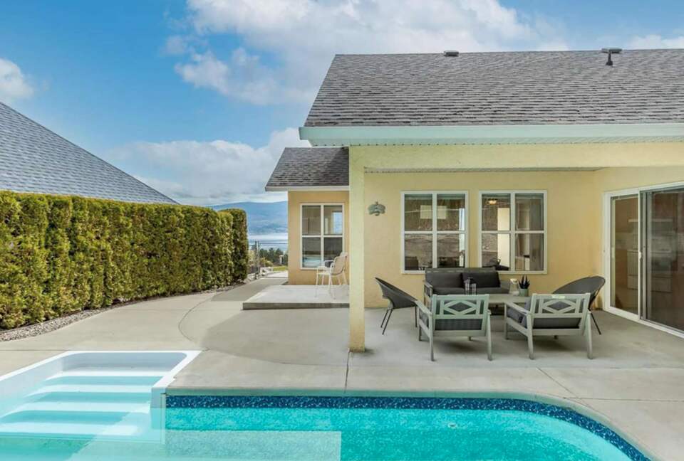 Picturesque Views of Okanagan Lake and Surrounding Vineyards - West Kelowna, Canada