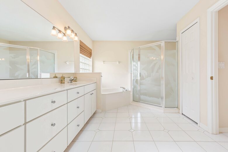 Palm Coast Canal Getaway - Palm Coast, Florida