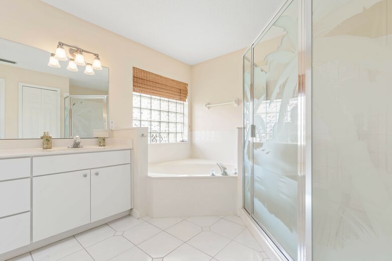 Palm Coast Canal Getaway - Palm Coast, Florida