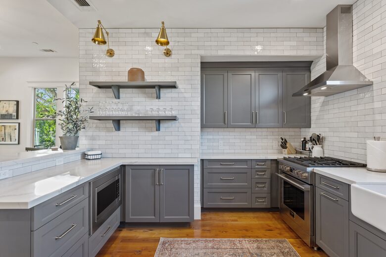 Modern Farmhouse 2 Blocks to Downtown Napa! - Napa, California