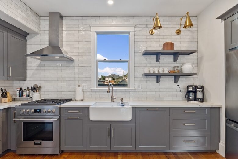 Modern Farmhouse 2 Blocks to Downtown Napa! - Napa, California