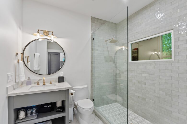 Modern Farmhouse 2 Blocks to Downtown Napa! - Napa, California