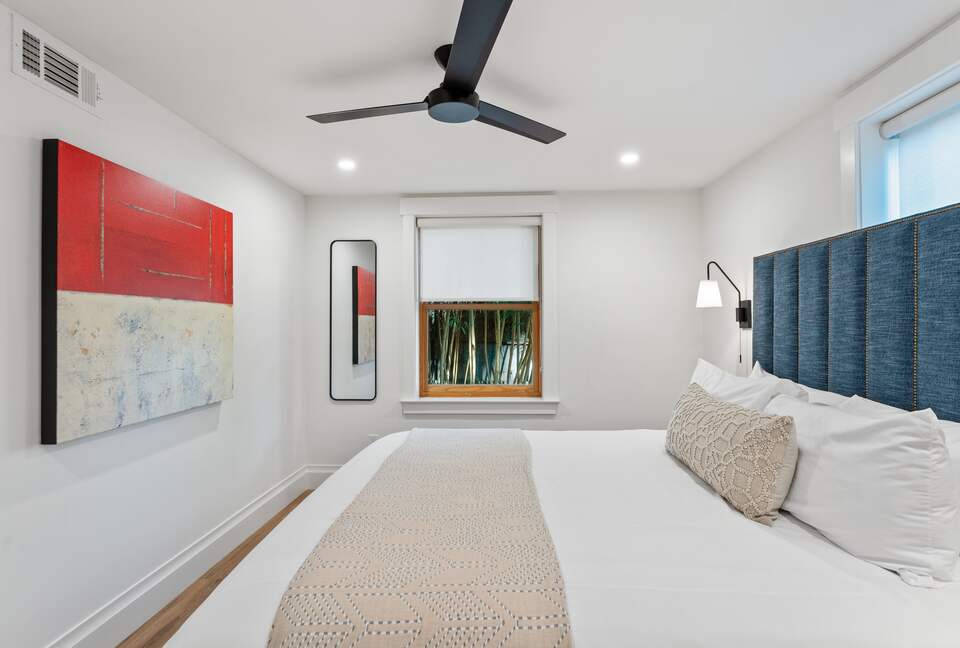 Modern Farmhouse 2 Blocks to Downtown Napa! - Napa, California