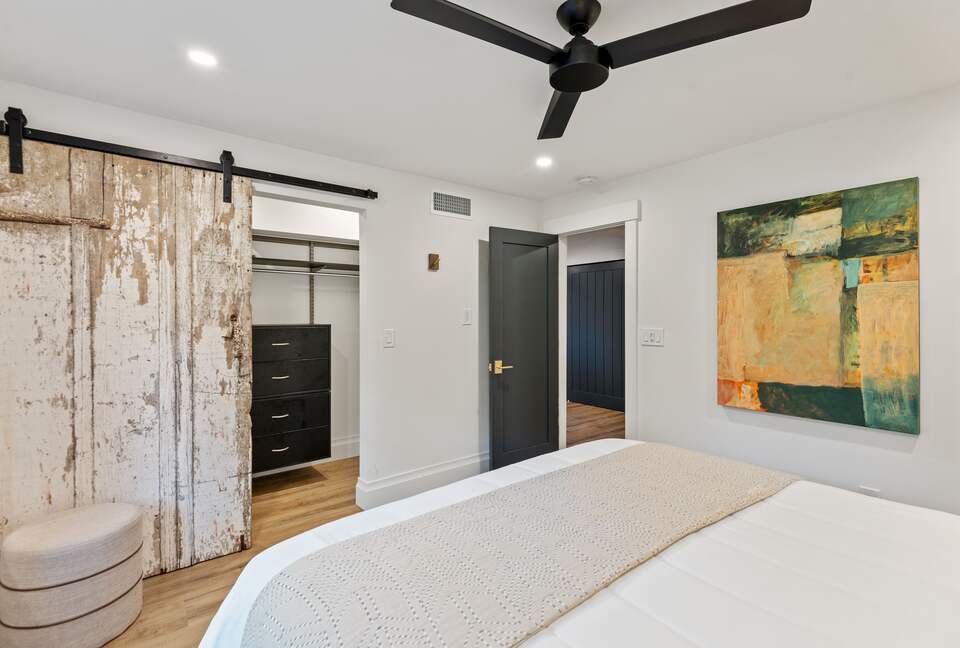 Modern Farmhouse 2 Blocks to Downtown Napa! - Napa, California