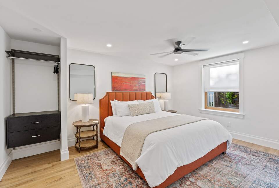 Modern Farmhouse 2 Blocks to Downtown Napa! - Napa, California