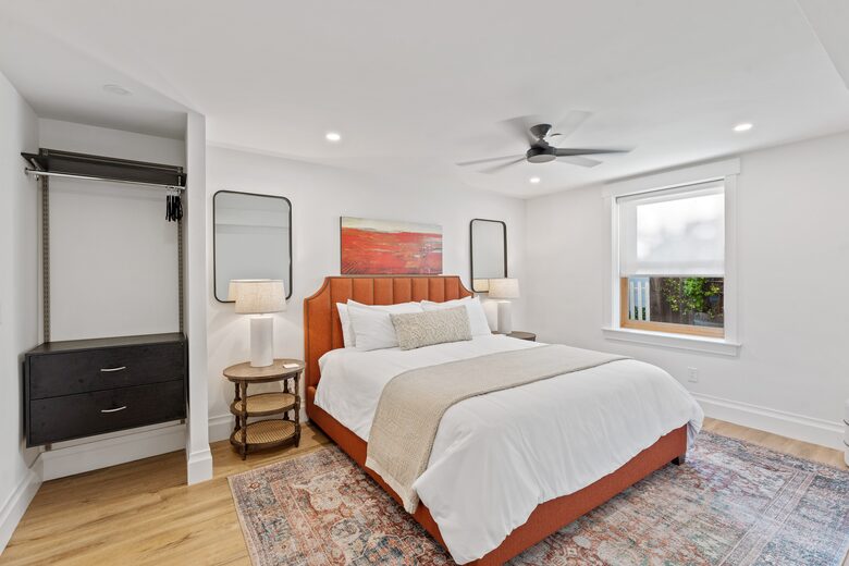 Modern Farmhouse 2 Blocks to Downtown Napa! - Napa, California