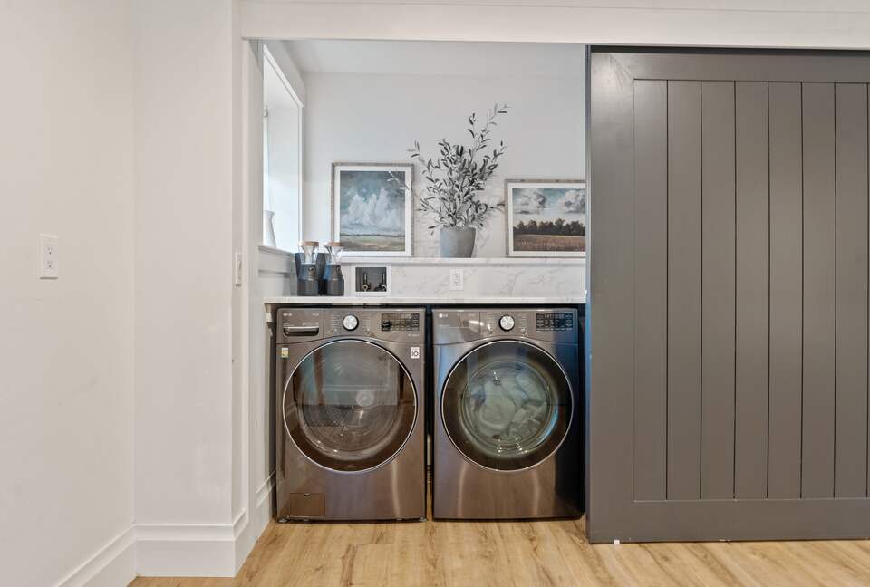 Modern Farmhouse 2 Blocks to Downtown Napa! - Napa, California