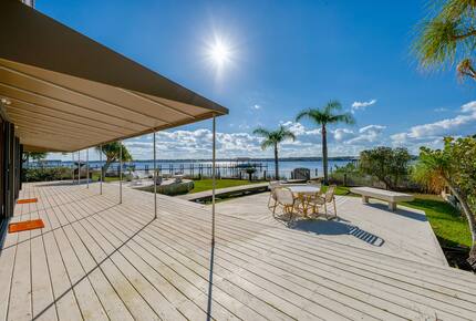 Waterfront Intracoastal 70's Hip Pad with Pool - Ormond Beach, Florida