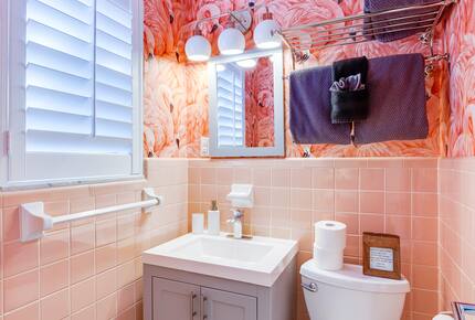 Waterfront Intracoastal 70's Hip Pad with Pool - Ormond Beach, Florida