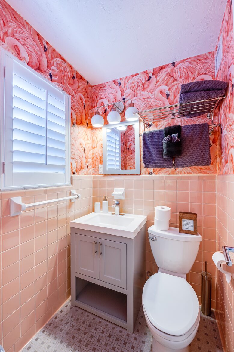 Waterfront Intracoastal 70's Hip Pad with Pool - Ormond Beach, Florida