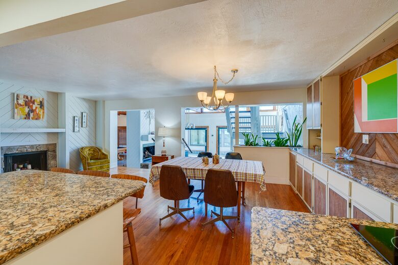 Waterfront Intracoastal 70's Hip Pad with Pool - Ormond Beach, Florida