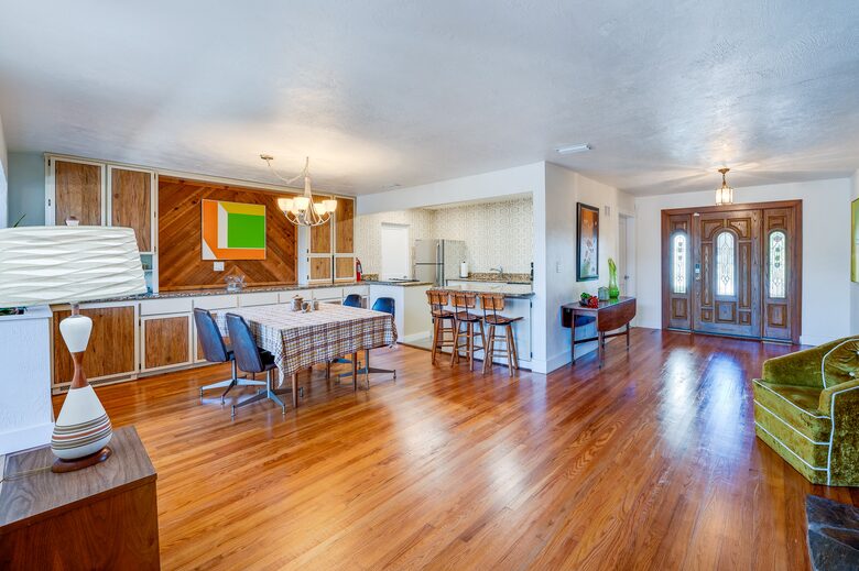 Waterfront Intracoastal 70's Hip Pad with Pool - Ormond Beach, Florida