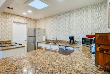 Waterfront Intracoastal 70's Hip Pad with Pool - Ormond Beach, Florida