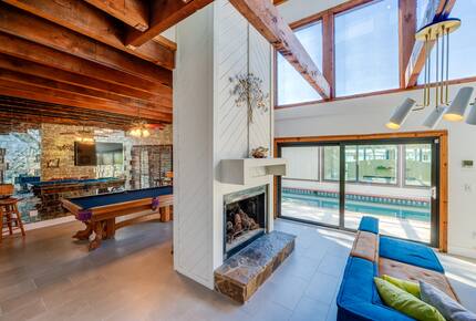 Waterfront Intracoastal 70's Hip Pad with Pool - Ormond Beach, Florida