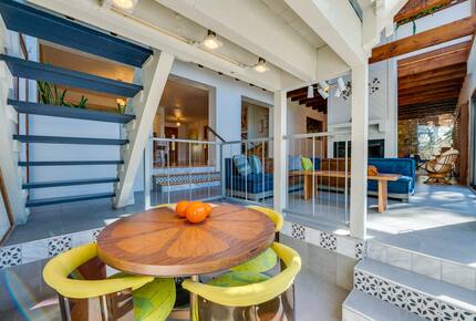 Waterfront Intracoastal 70's Hip Pad with Pool - Ormond Beach, Florida