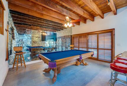 Waterfront Intracoastal 70's Hip Pad with Pool - Ormond Beach, Florida