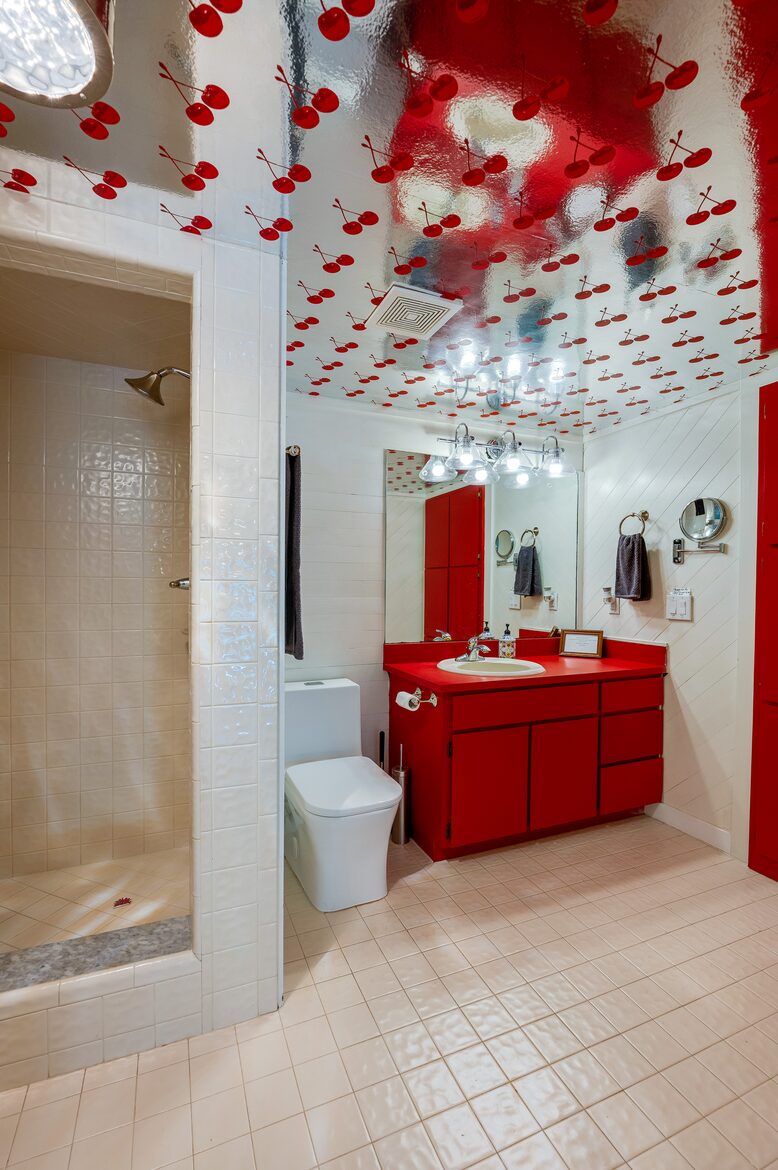 Waterfront Intracoastal 70's Hip Pad with Pool - Ormond Beach, Florida