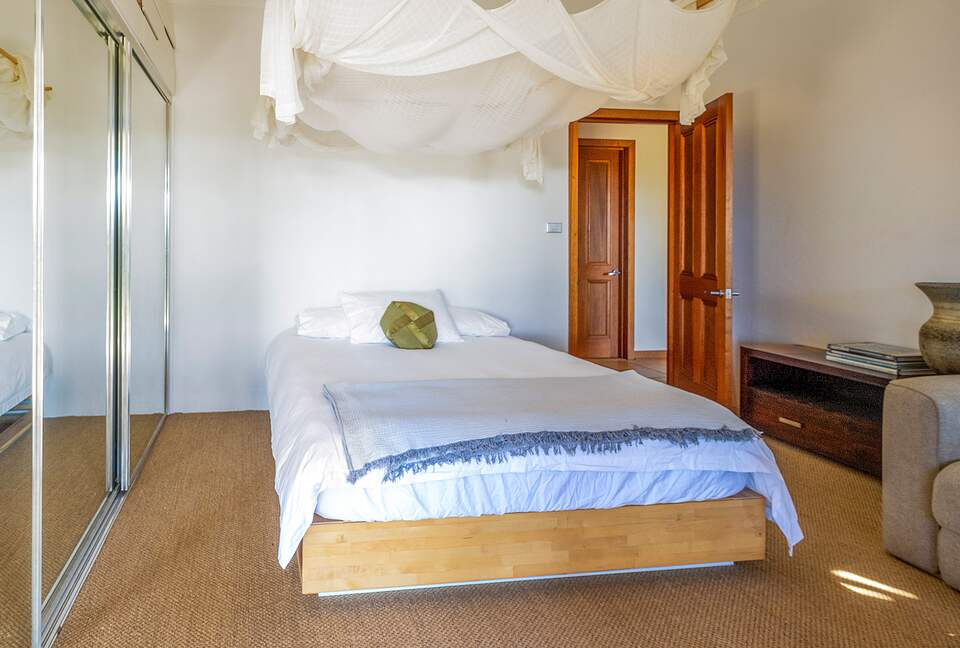 Bright Blue Ridge - Federal, Australia