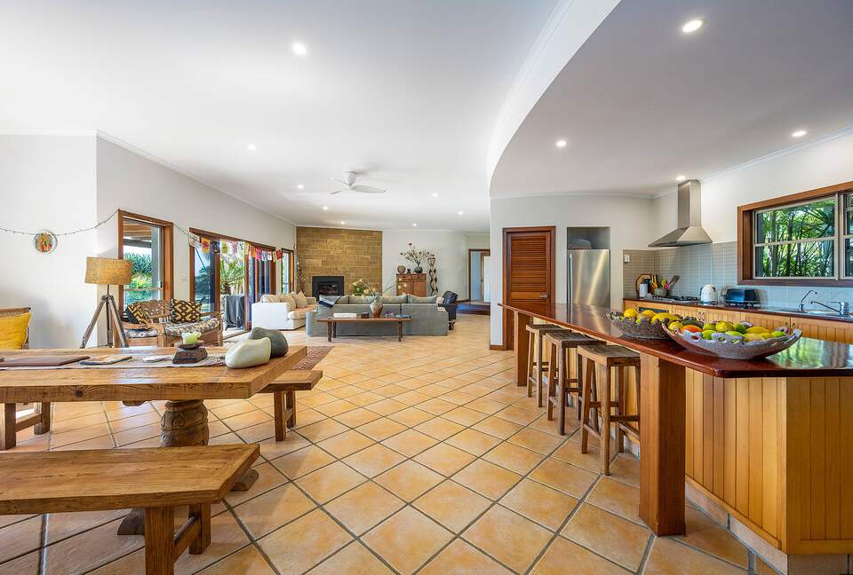 Bright Blue Ridge - Federal, Australia