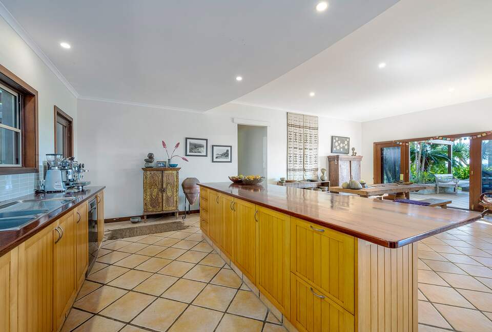 Bright Blue Ridge - Federal, Australia