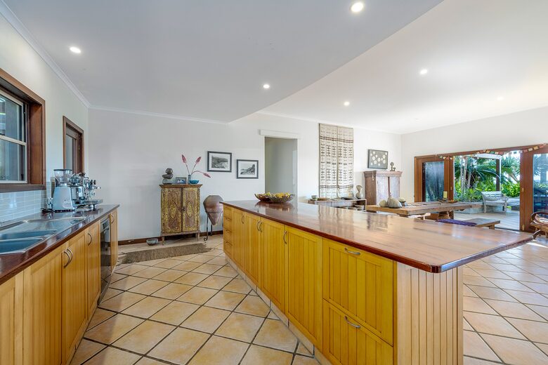 Bright Blue Ridge - Federal, Australia