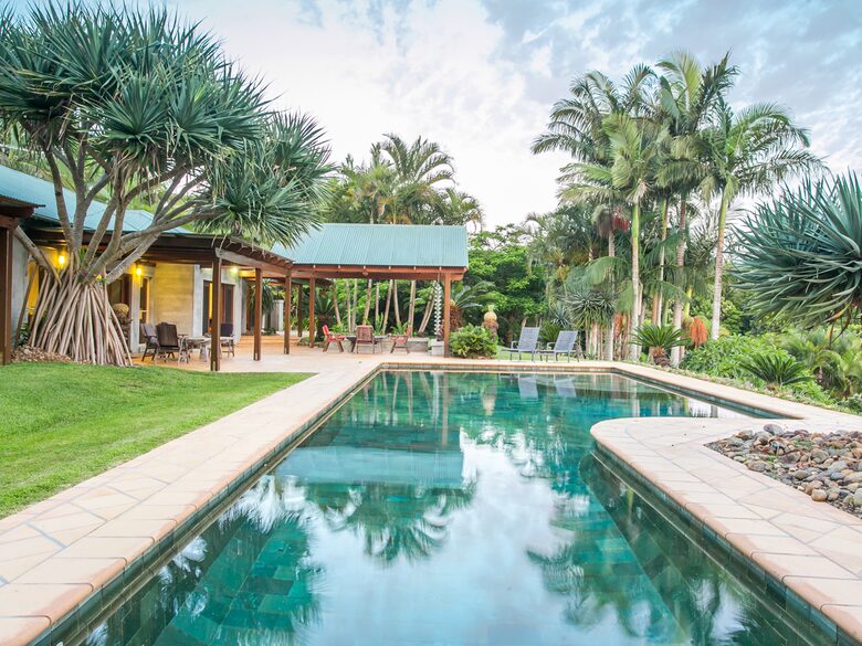 Bright Blue Ridge - Federal, Australia