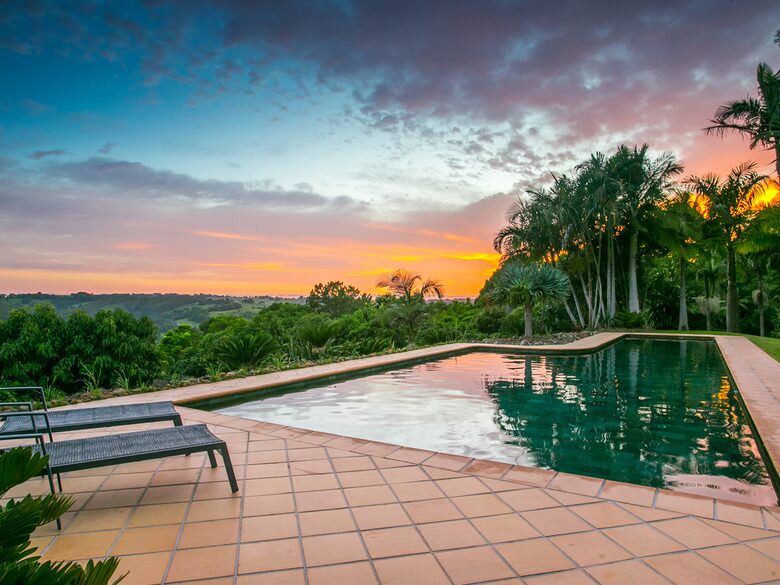 Bright Blue Ridge - Federal, Australia