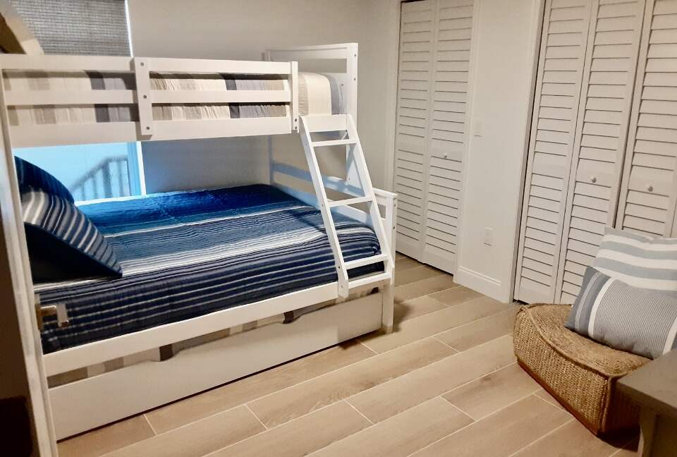 Indian Rocks Beach Villa with heated pool - Indian Rocks Beach, Florida