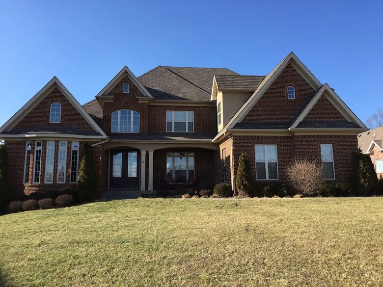 Family Home with Heated Pool and Hot Tub near Louisville - Floyds Knobs, Indiana